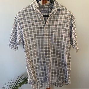 David Taylor Men’s Button Down Short Sleeve Shirt